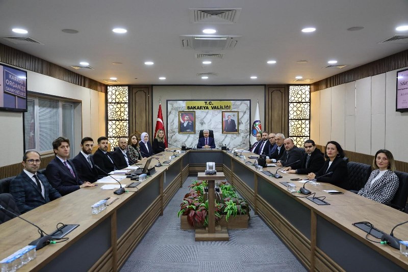 Sayın Valimiz Rahmi DOĞAN'ın başkanlığında  Karasu OSB Müteşebbis Heyeti Toplantısı gerçekleştirildi.